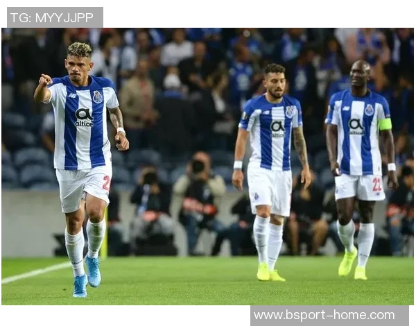 世界杯本菲卡与莱比锡战成平局红牌争议引发全场热议 世界杯本菲卡与莱比锡战成平局红牌争议引发全场热议