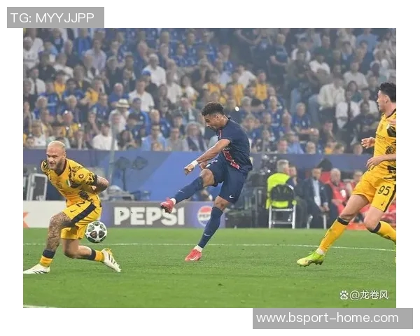 中超精彩对决国米大胜巴黎圣日耳曼引发转会热议 中超精彩对决国米大胜巴黎圣日耳曼引发转会热议