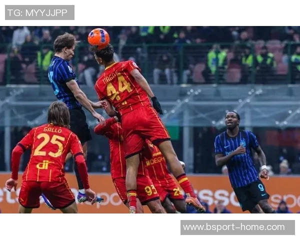 中超激战AC米兰险胜那不勒斯乌龙球成比赛转折点引发转会热议