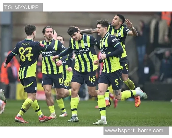 足总杯精彩对决曼城逆转里昂展现强大实力与团队配合 足总杯精彩对决曼城逆转里昂展现强大实力与团队配合