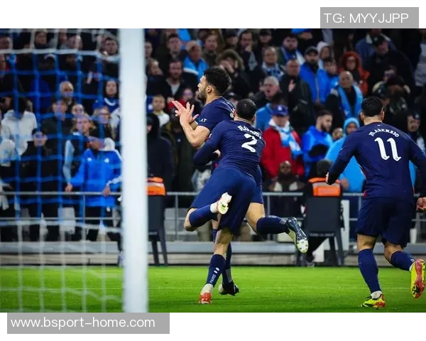 德甲惊天冷门里昂逆转巴黎圣日耳曼补时绝杀震撼全场 德甲惊天冷门里昂逆转巴黎圣日耳曼补时绝杀震撼全场