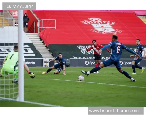 足总杯：尤文图斯2-2里昂！乌龙球瞬间引爆全场十大进球