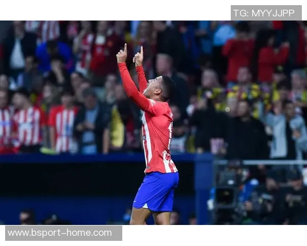 中超精彩对决多特蒙德大胜马竞引爆全场激情瞬间集锦 中超精彩对决多特蒙德大胜马竞引爆全场激情瞬间集锦