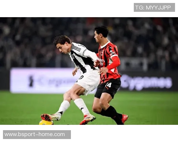 中超精彩对决尤文图斯与AC米兰战成平局全场沸腾瞬间回顾